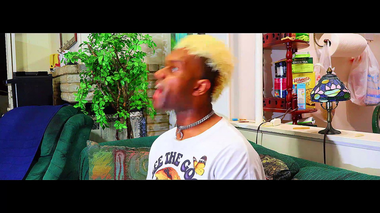 WATCHING ASIAN (SHORT FILM)