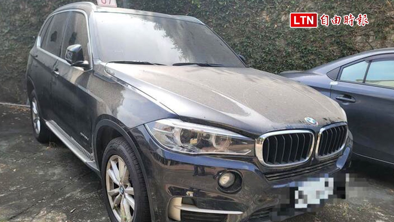 42.8萬買到BMW  X5！屏東執行分署拍賣 威士忌賣光光