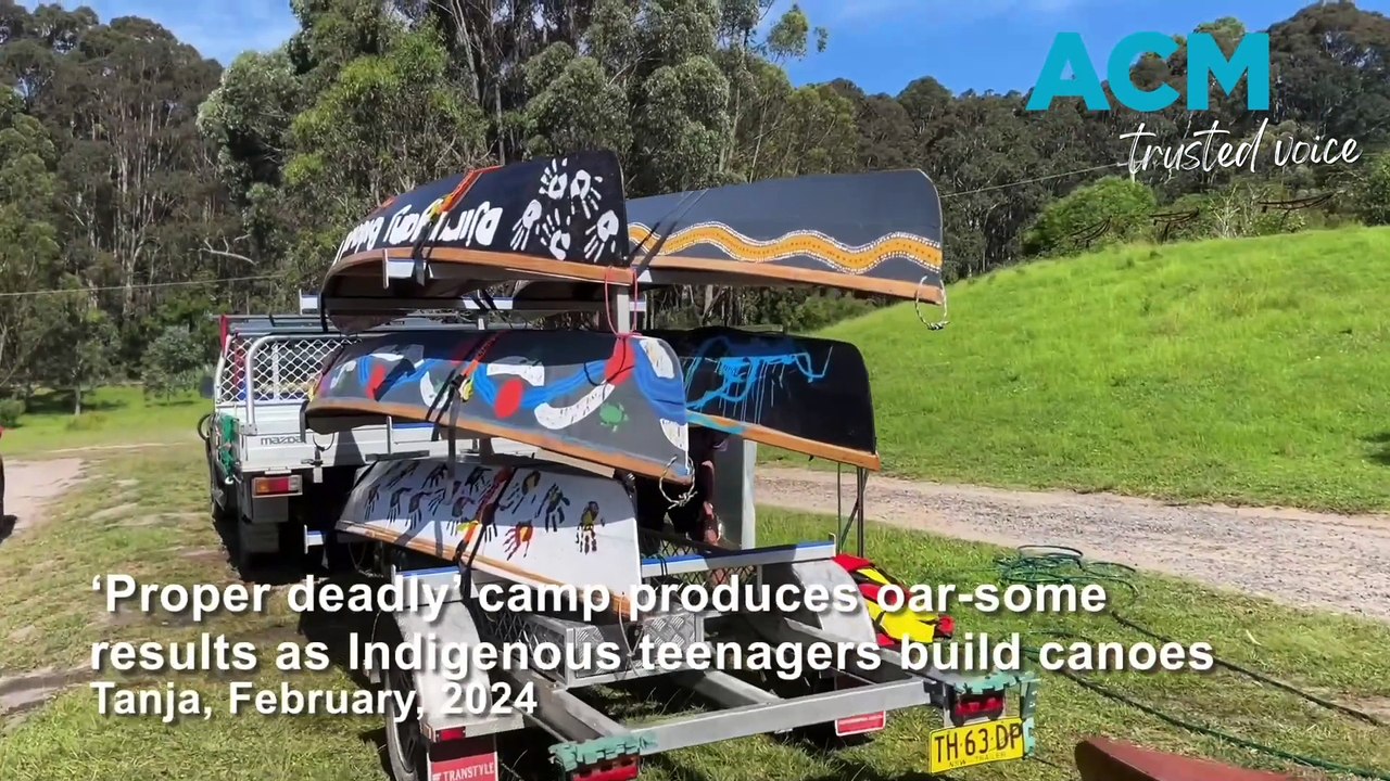 'Proper deadly' camp produces oar-some results as teenagers build canoes