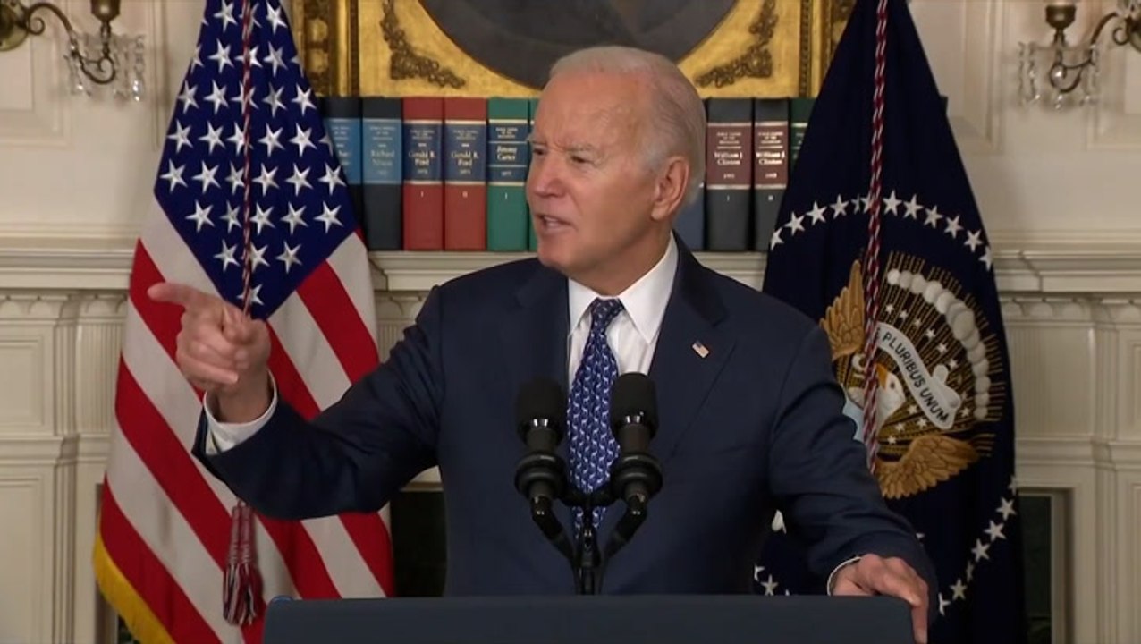 Biden shouts at reporters as he defends mental competence: ‘My memory is fine’
