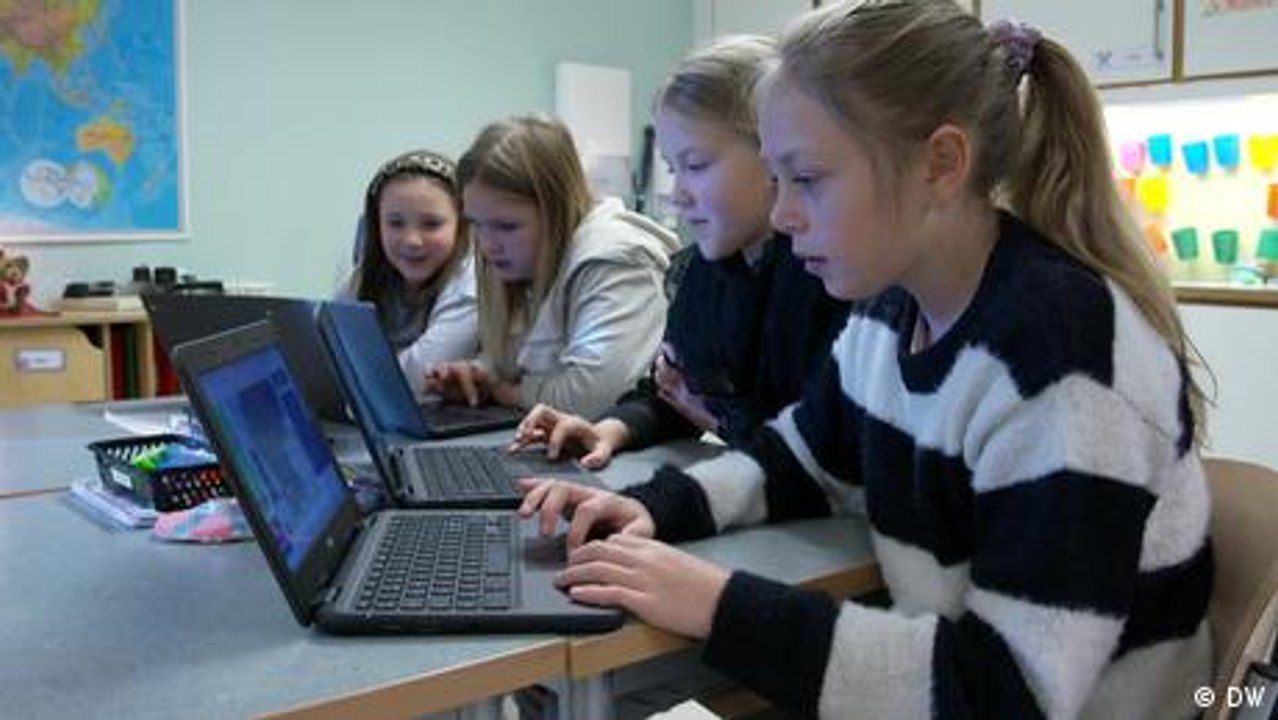 Sweden: Too much digitization in schools?