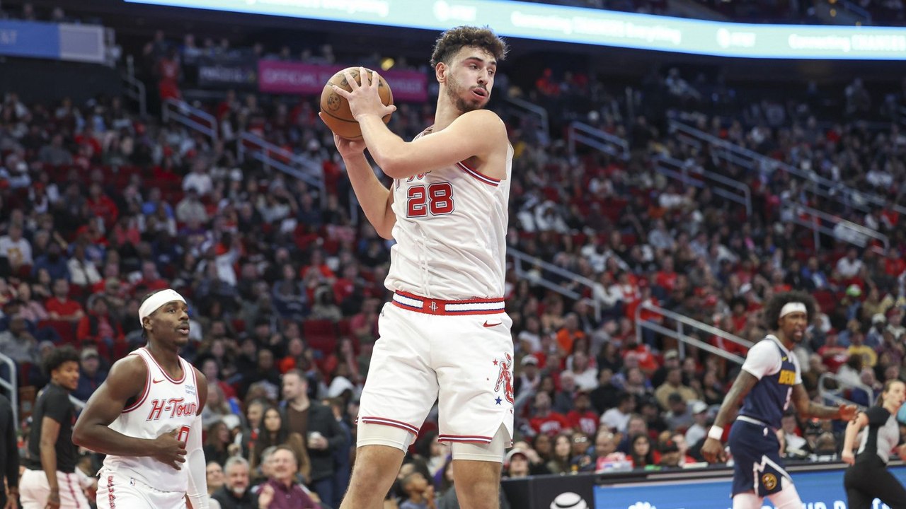 Tough Loss for Knicks in Controversial NBA Game: Recap