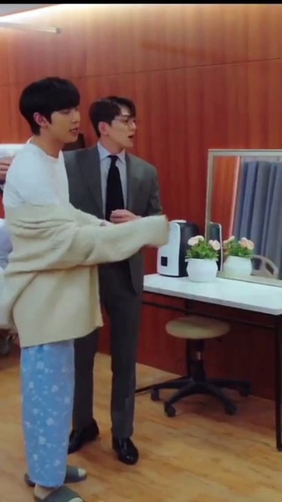 Hilarious K-Drama Moments Part 1 😂 | Must-See Funny Scenes