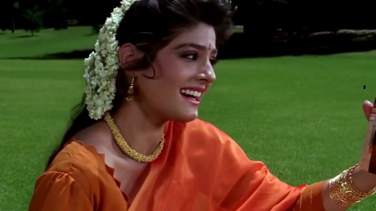Raveena Tandon hot