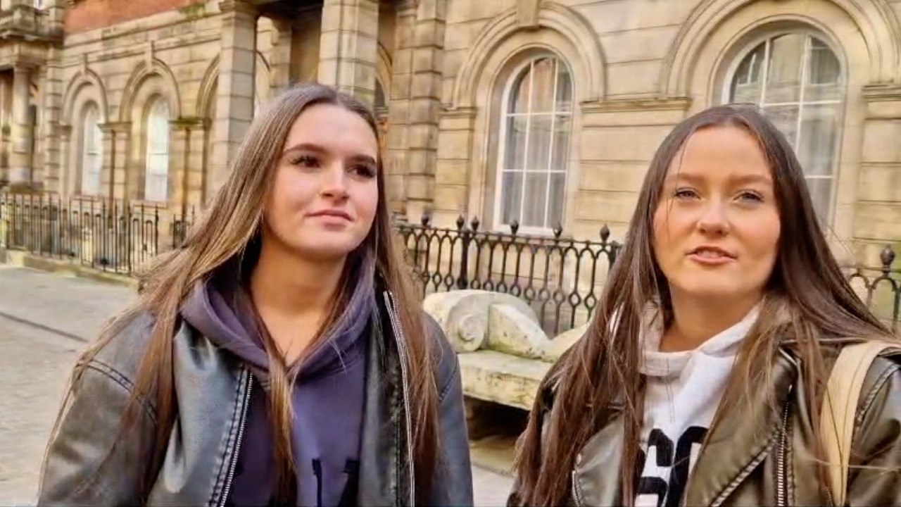 Should phones be banned in secondary schools?