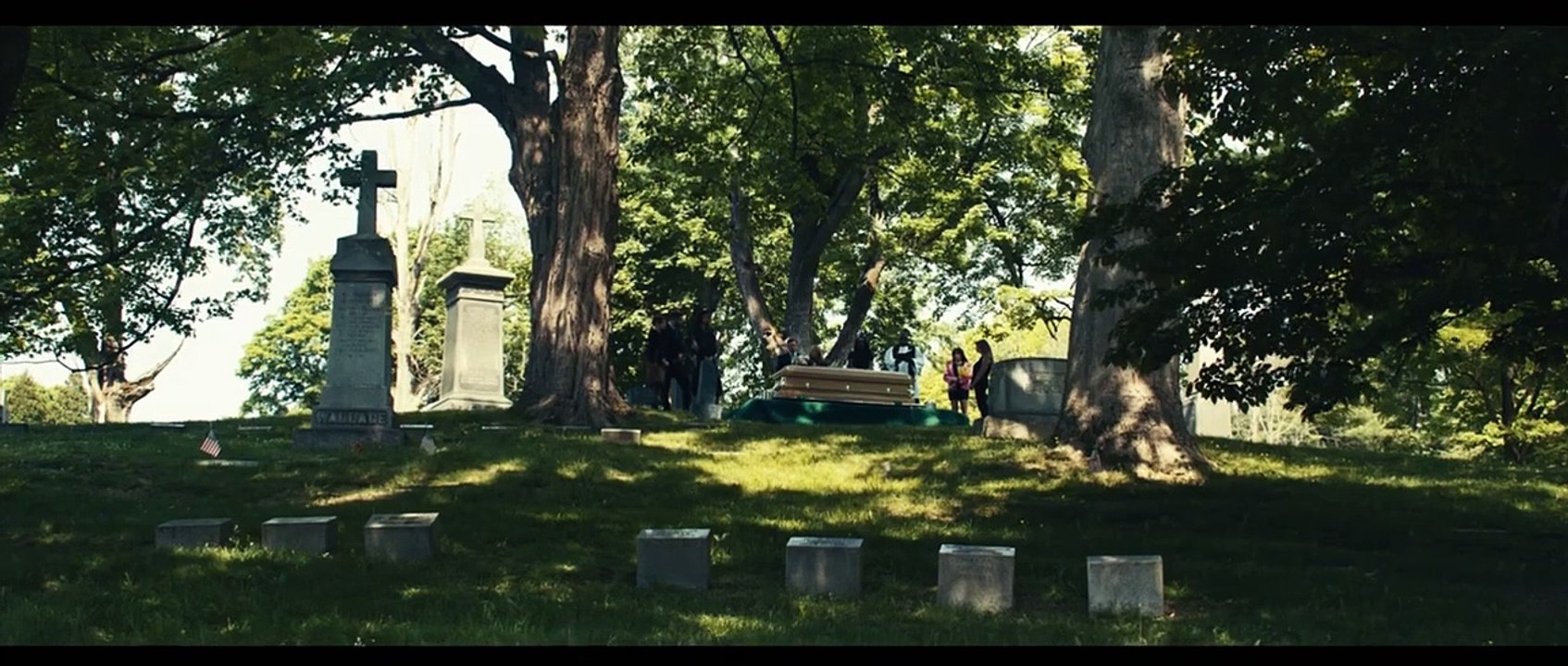 Por Trás da Verdade Trailer Dublado