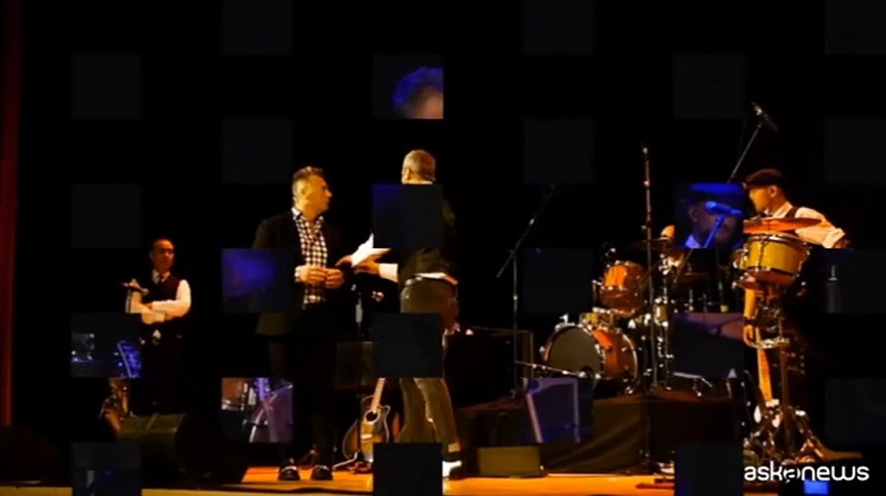 Paolo Belli torna a teatro con "Pur di far commedia"