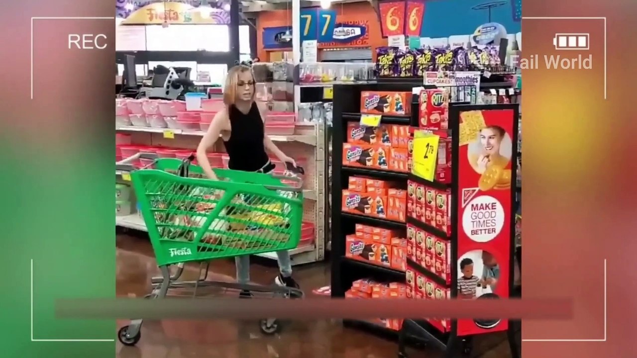 Karen Messes With The Wrong Guy.. (BIG MISTAKE)