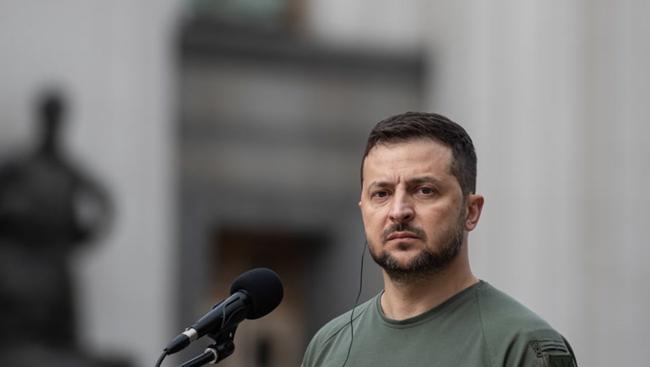 Zelensky blasts Tucker Carlson’s interview with ‘killer’ Putin