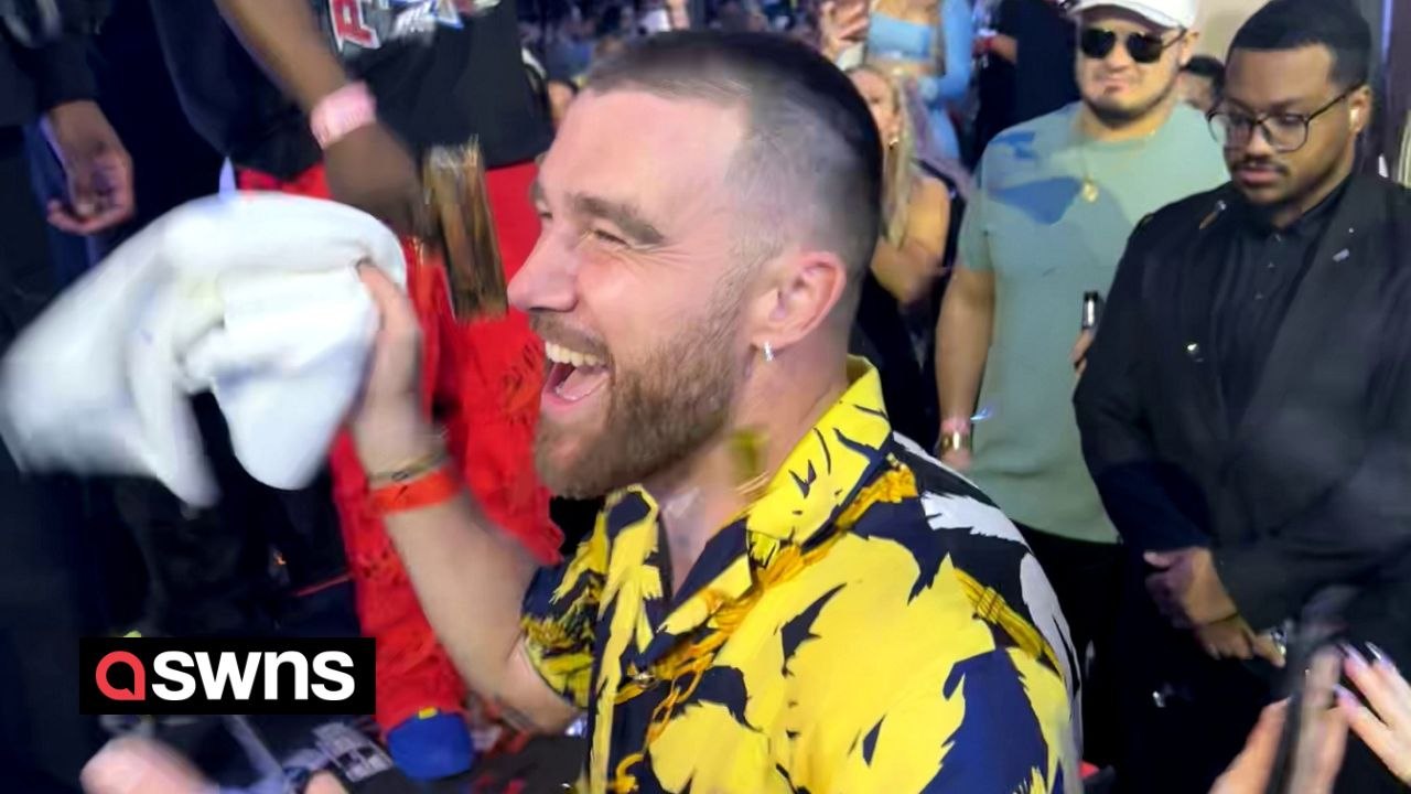Travis Kelce and Patrick Mahomes celebrate Superbowl by singing along to Queen and Oasis