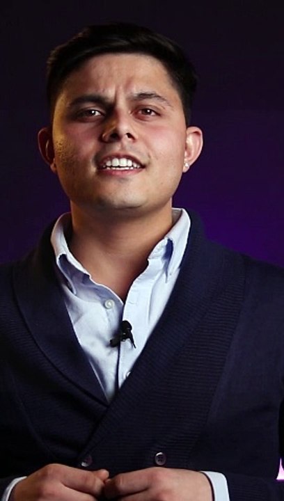 What does a Salesforce Business analyst do ?