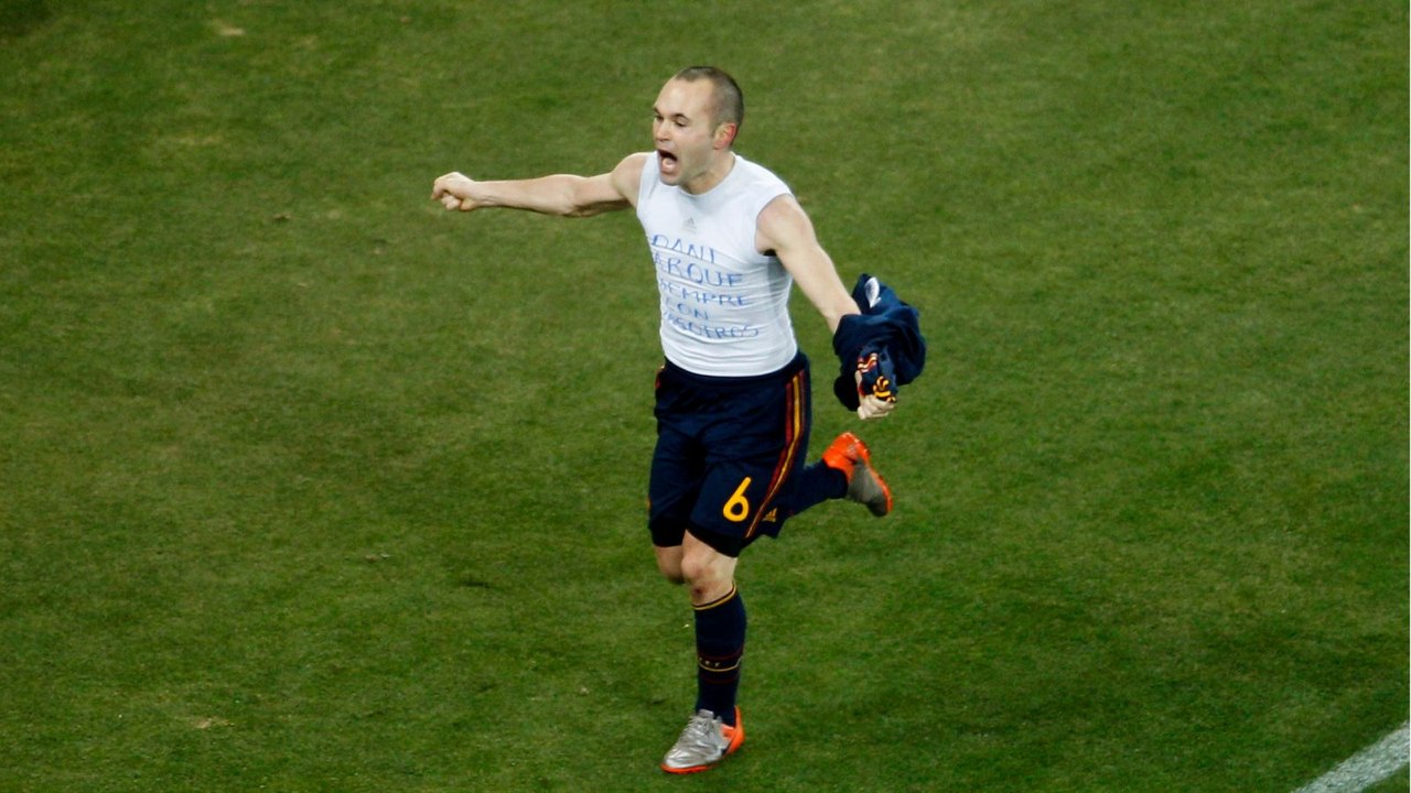 ANDRES INIESTA 1000 MATCHES