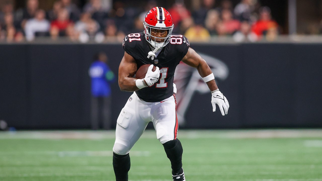 Ex-Falcons TE Jonnu Smith Inks Two-Year Deal with Dolphins