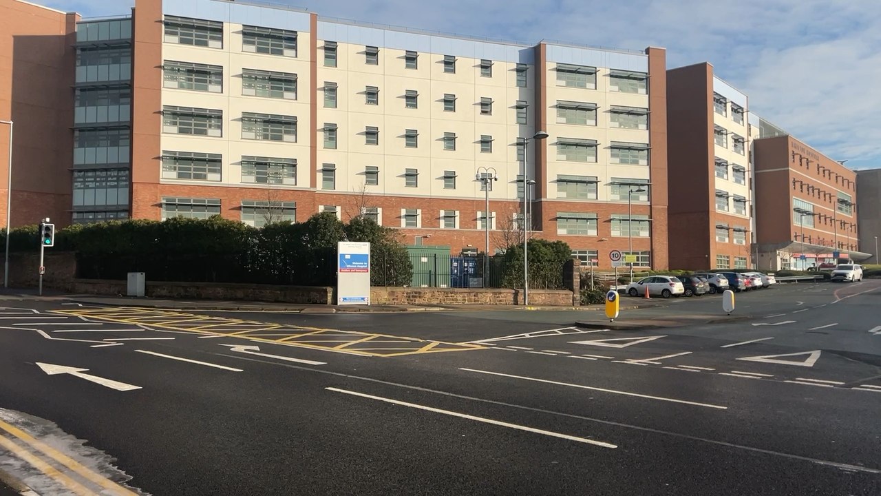 Scientists at Whiston Hospital set to strike over pay - LiverpoolWorld Headlines