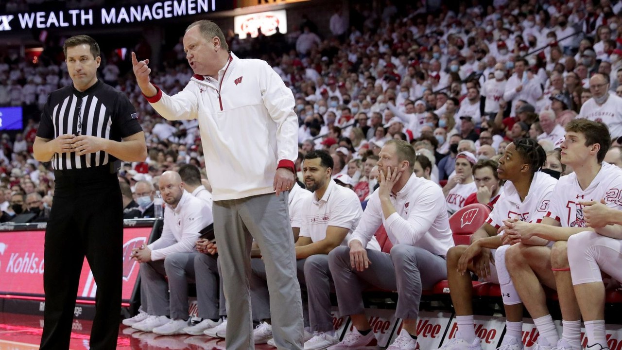 College Basketabll Tonight: Wisconsin vs. Rutgers & More