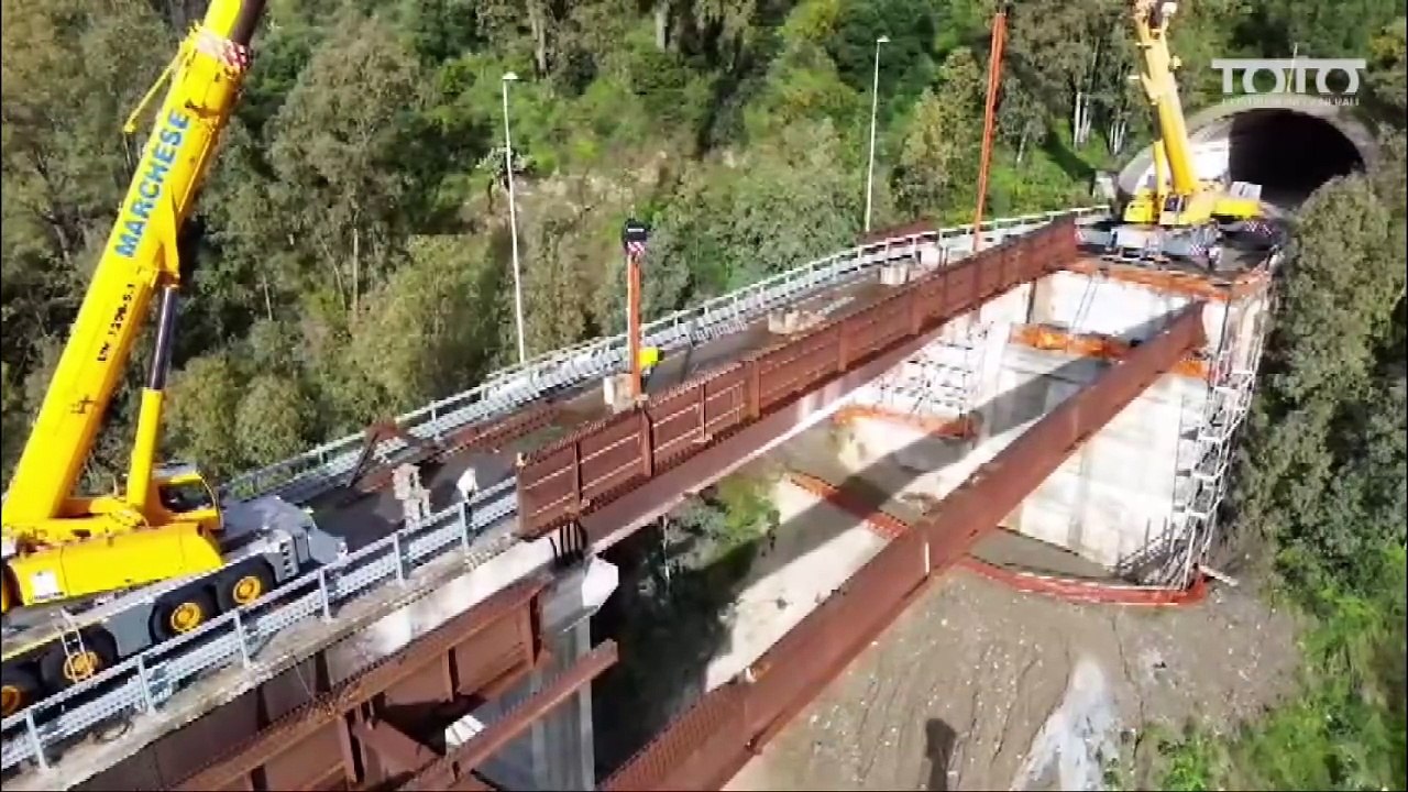 VIADOTTO RITIRO VARATE TUTTE LE TRAVI