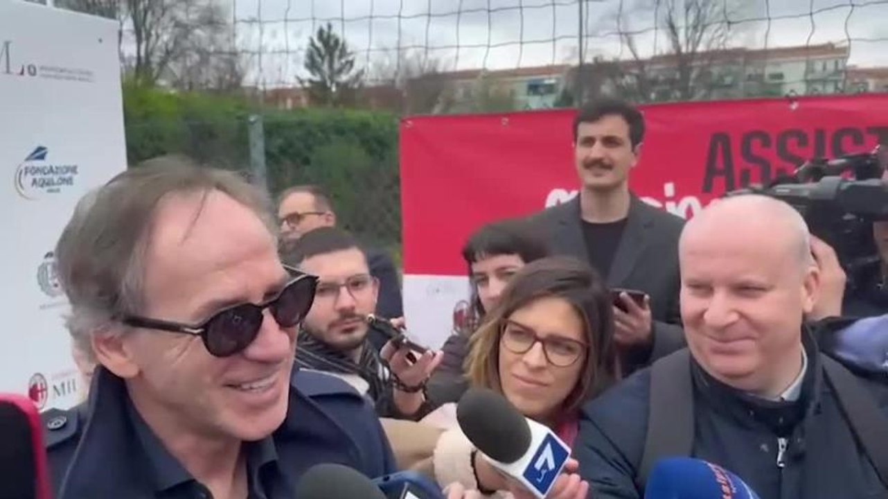Video Milan, Baresi ricorda Astori: "Ragazzo straordinario e ispirazione per tanti giovani"
