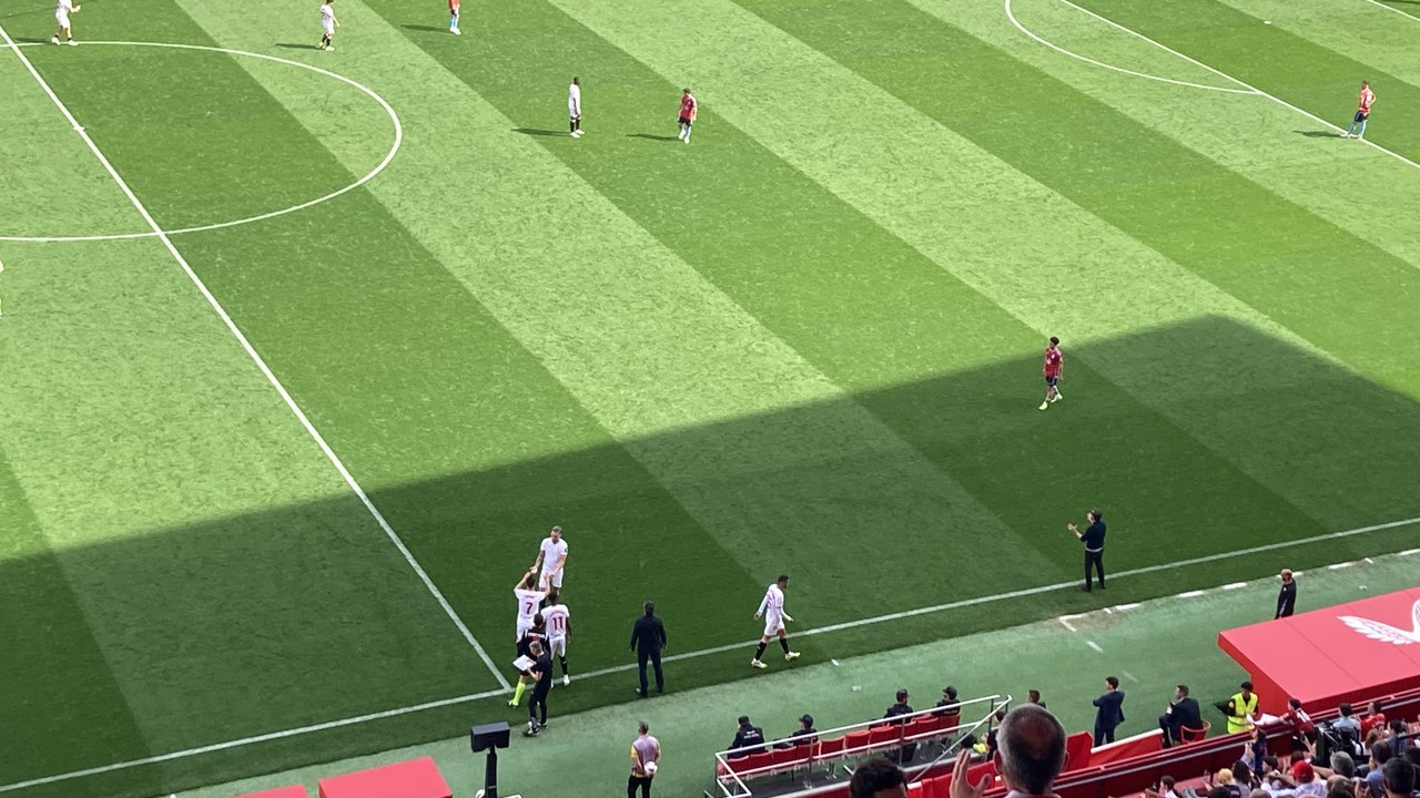 En-Nesyri se marcha entre aplausos