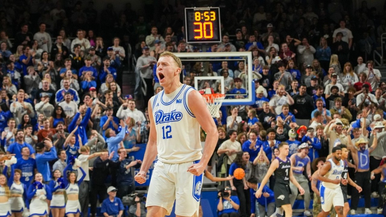 Exciting Matchup: Drake vs Washington State Predictions