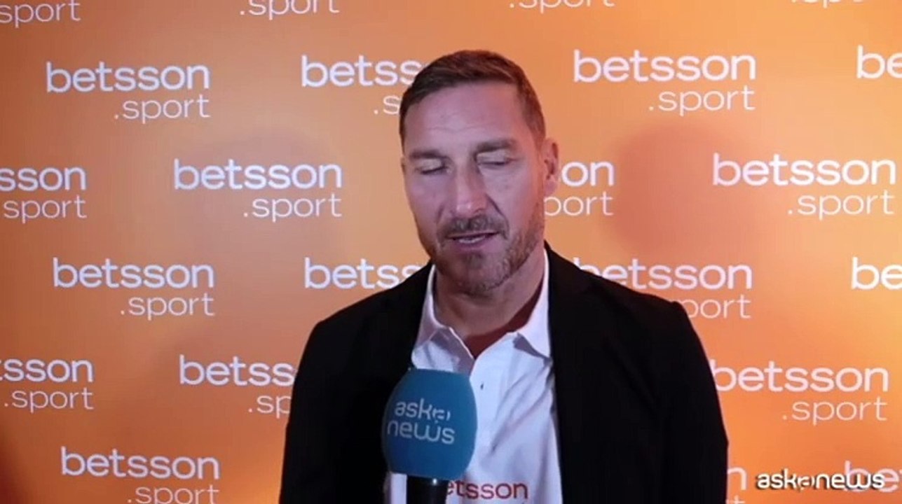 Calcio, Totti: "La Roma sta facendo molto bene"