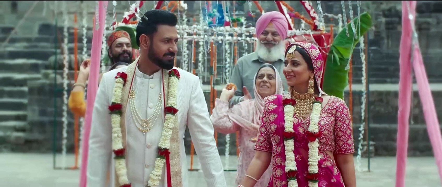 Jatt Nuu Chudail Takri (Trailer) - Gippy Grewal, Sargun Mehta & Roopi Gill - Jaani - Arvinder Khaira