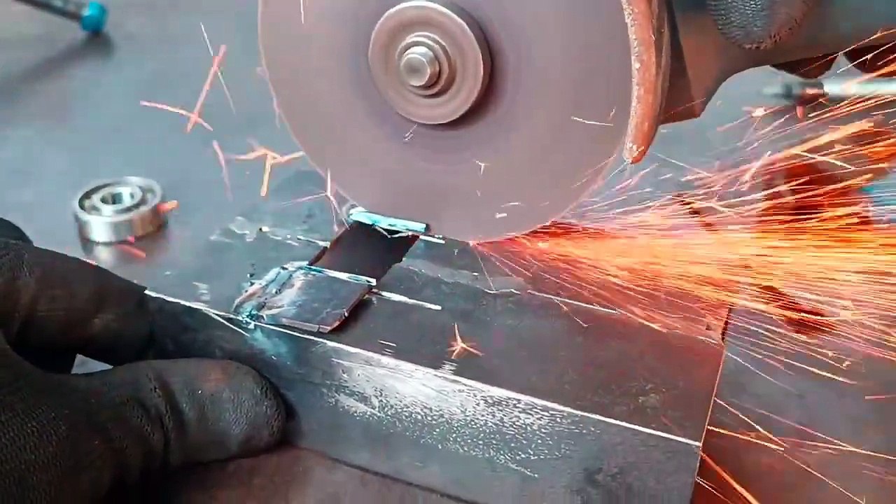 SMART LOCKING DEVICE!!