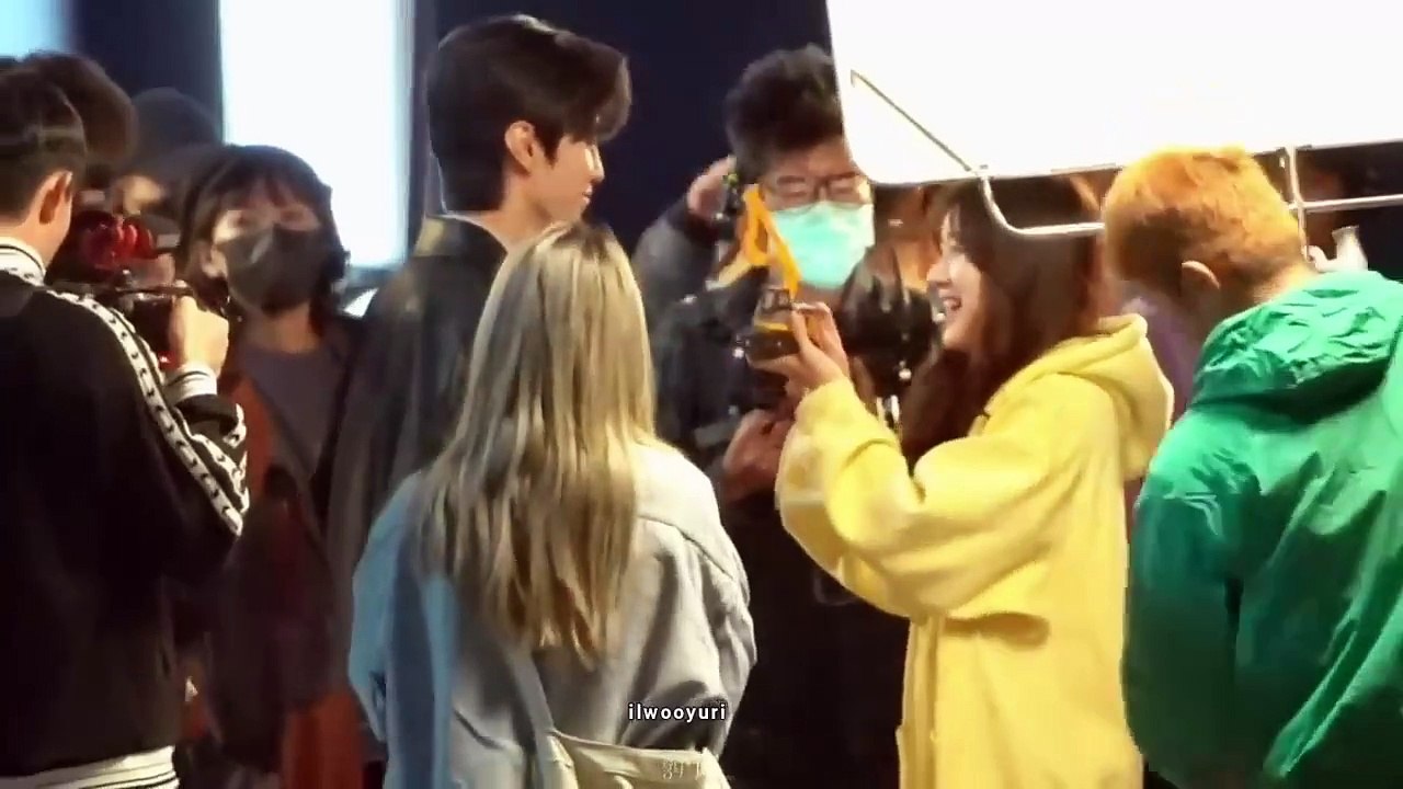 chen zheyuan and zhaolusi hug (bts hidden love)