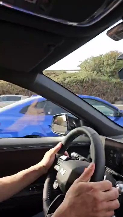 Le Hyundai Ioniq 5 N électrique se prend vraiment pour une sportive thermique (vidéo)