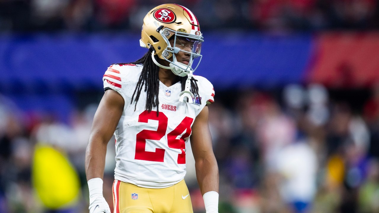 Maximizing Fantasy Football: Understanding Waiver Wire Strategy