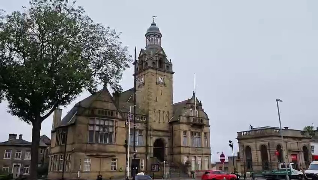 Cleckheaton Town Hall - Chimes
