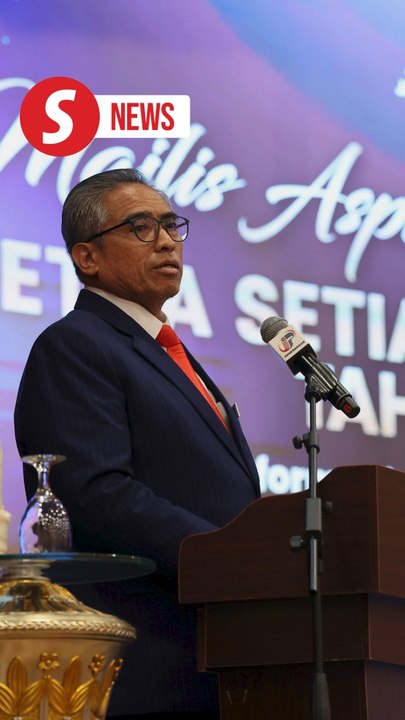 Civil service reform needed, says Shamsul Azri