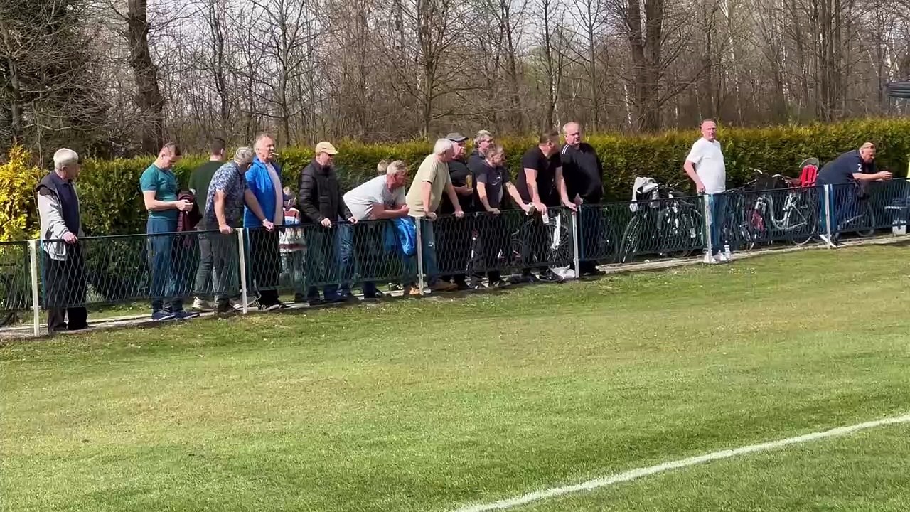 Nowa Wieś - IV liga piłki nożnej Niwa - Beskid Andrychów