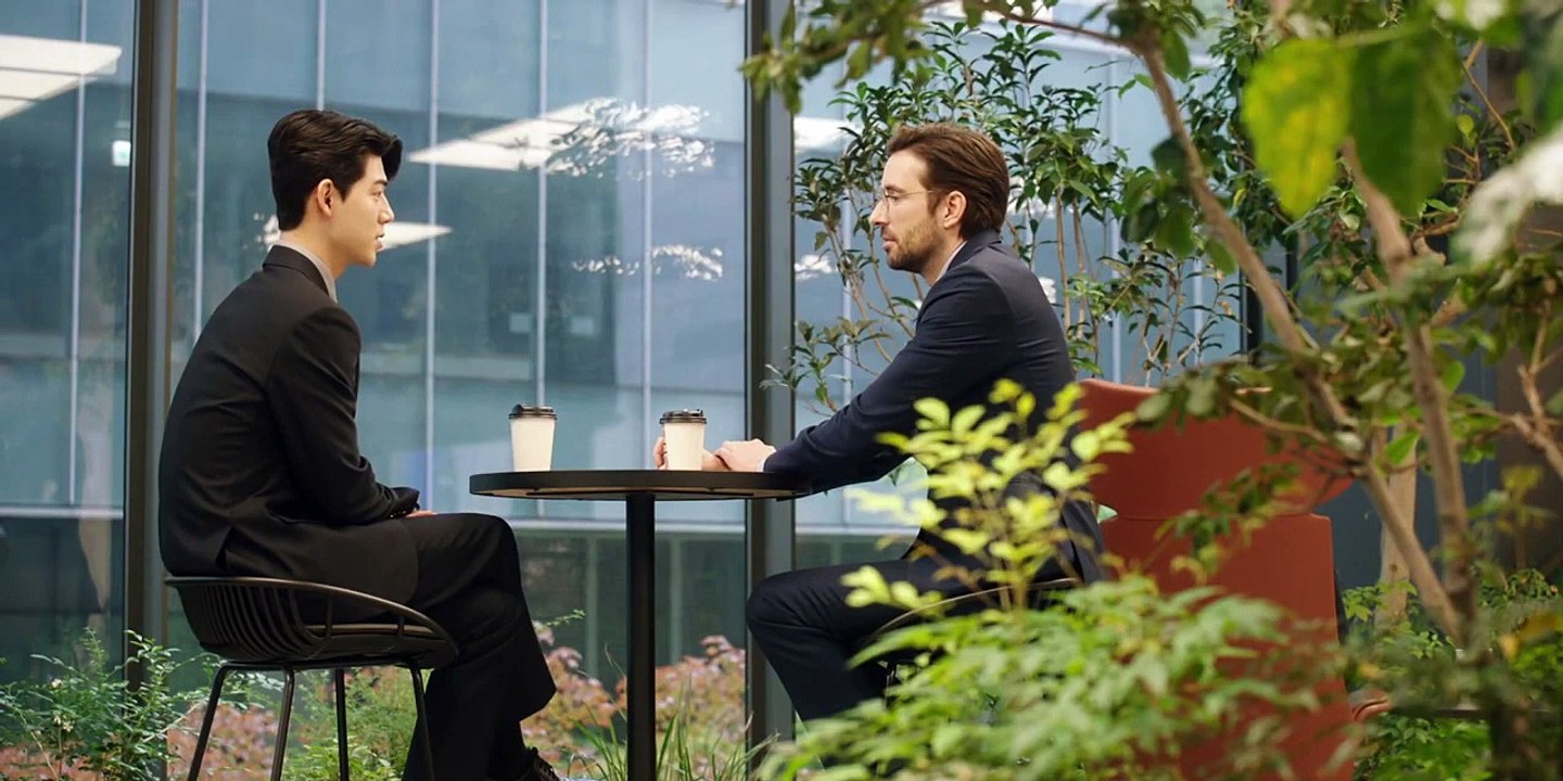 Chuyện Tình Ở Gaus - Tập 11 (Thuyết Minh)