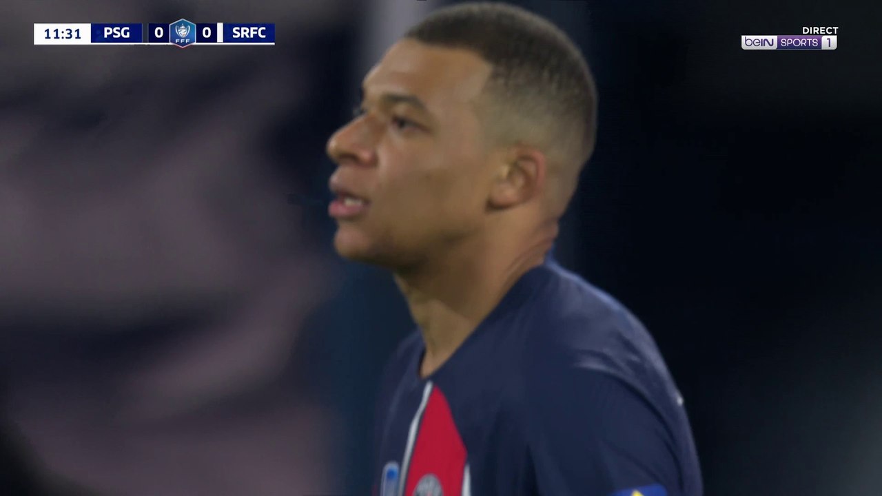 Coupe de France : Kylian Mbappé trouve déjà la barre !