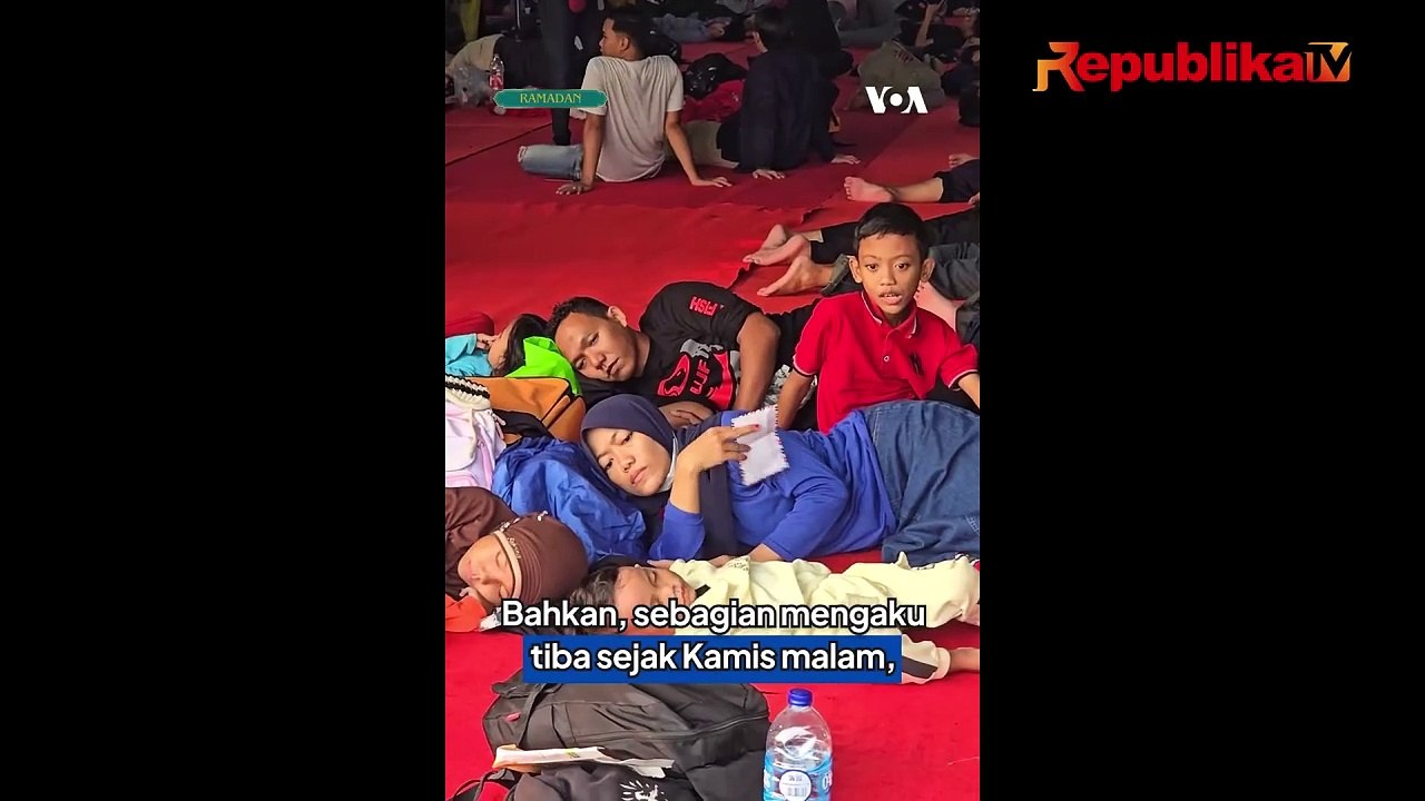 Sensasi Mudik Gratis Naik Kapal Perang