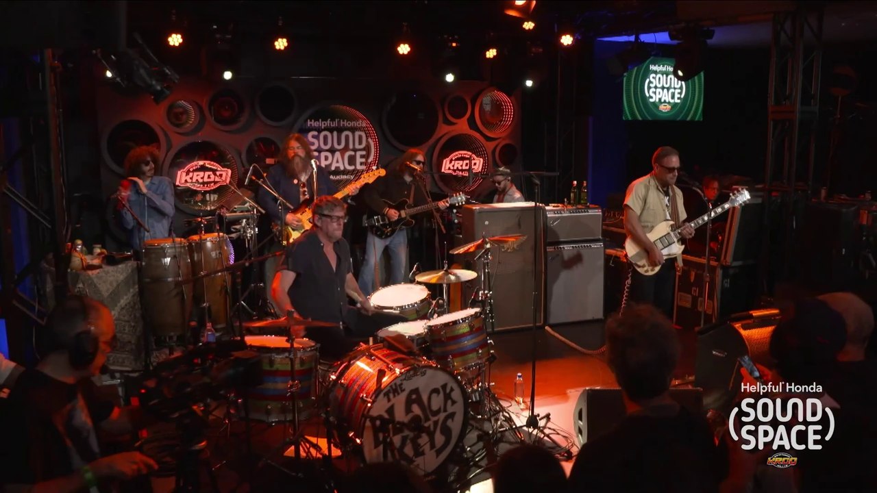 Helpful Honda Sound Space: The Black Keys