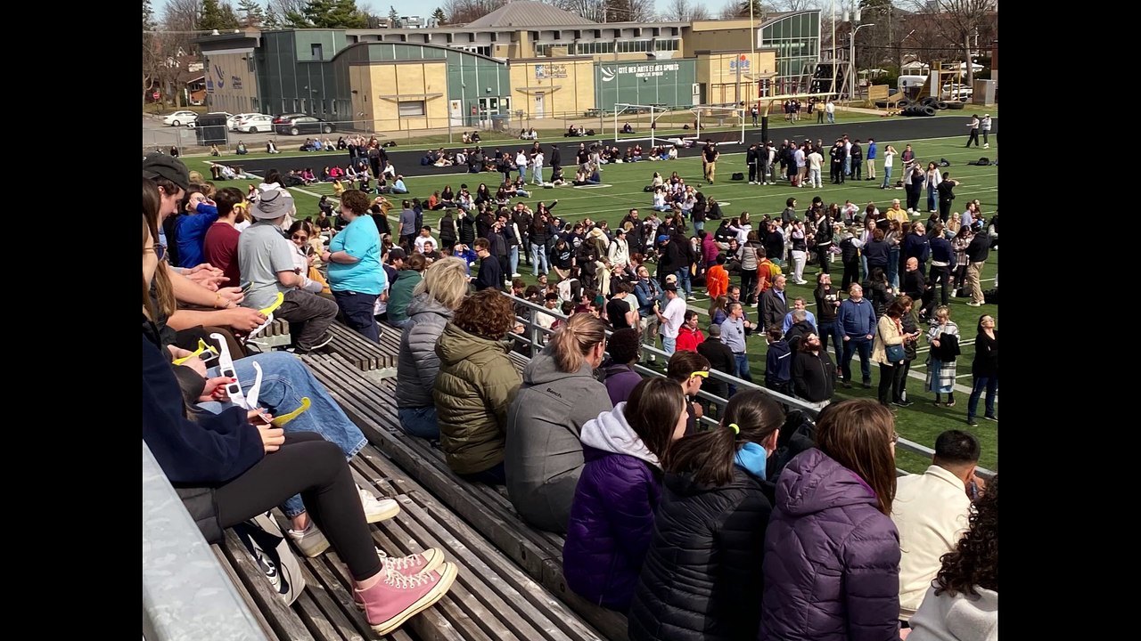 Éclipse général avec Clipchamp