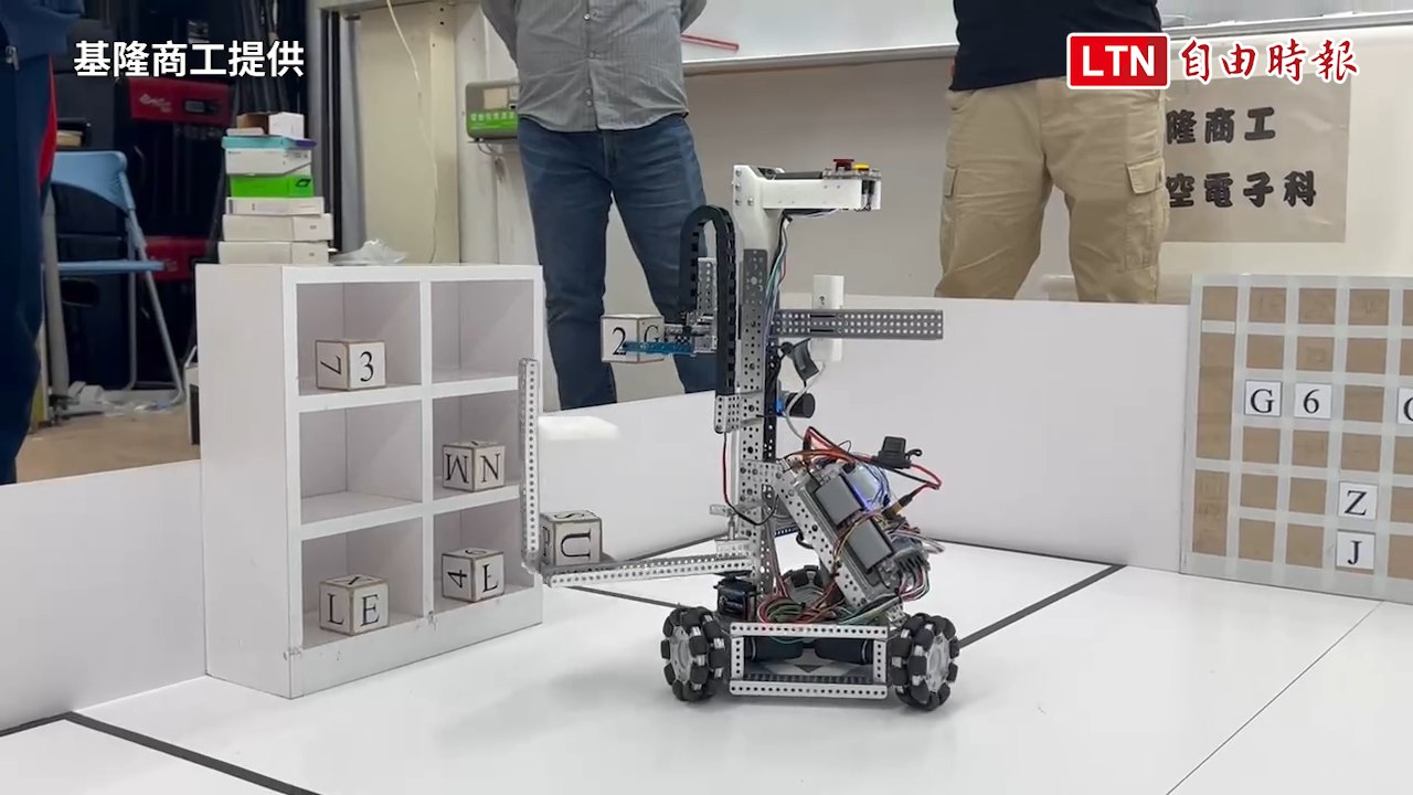 北區技能競賽 基隆商工學生林柏翰、歐陽聖晉級全國賽（基隆商工提供）