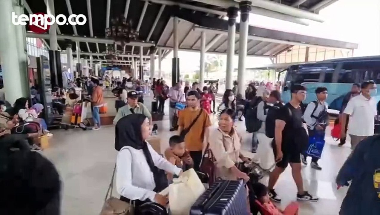 Cuti Bersama Berakhir, Pemudik Padati Bandara Soetta