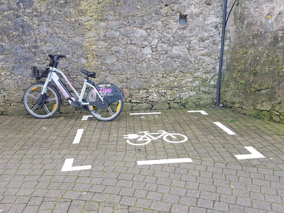'Pay as you go E-bikes scheme met with scepticism in Tenby