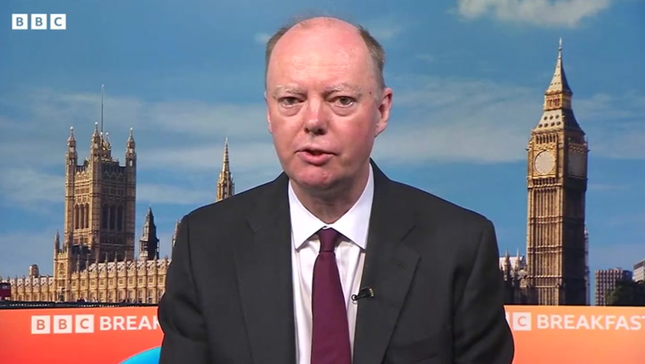 Chief medical officer Chris Whitty issues message to anyone opposed to smoking ban