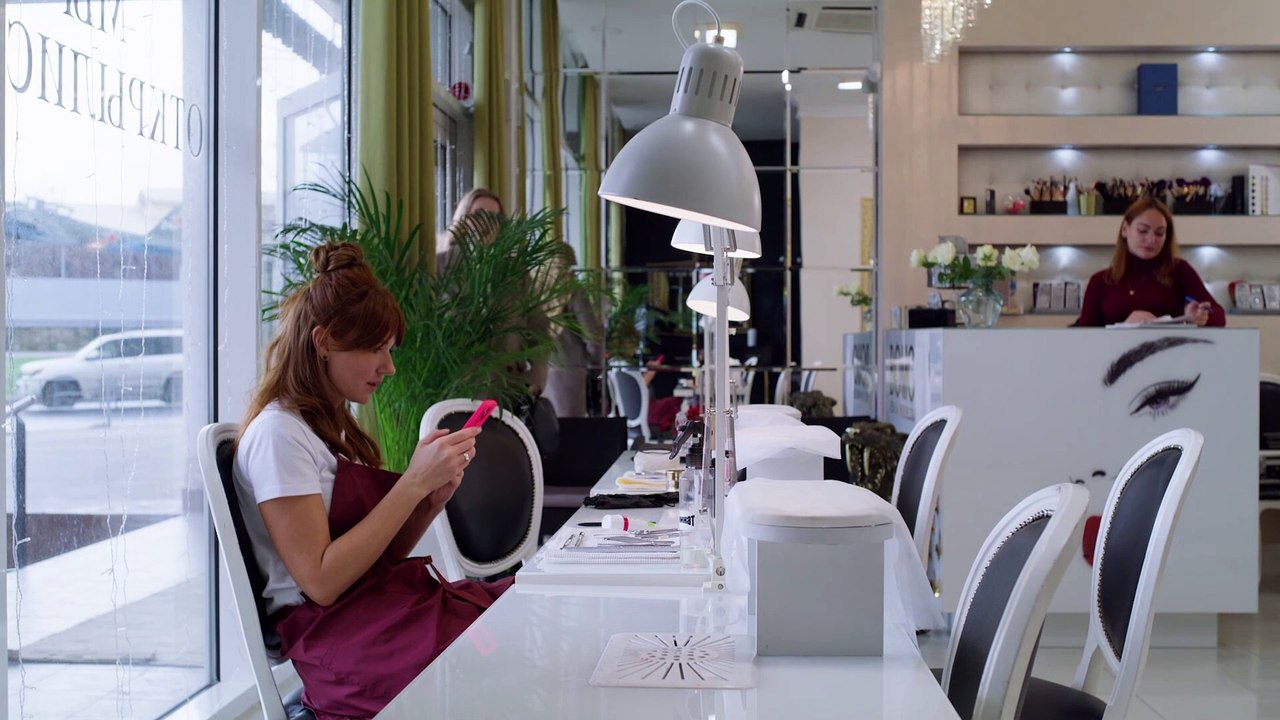 Как спасти влюбленную женщину 3 серия 2024 1080p