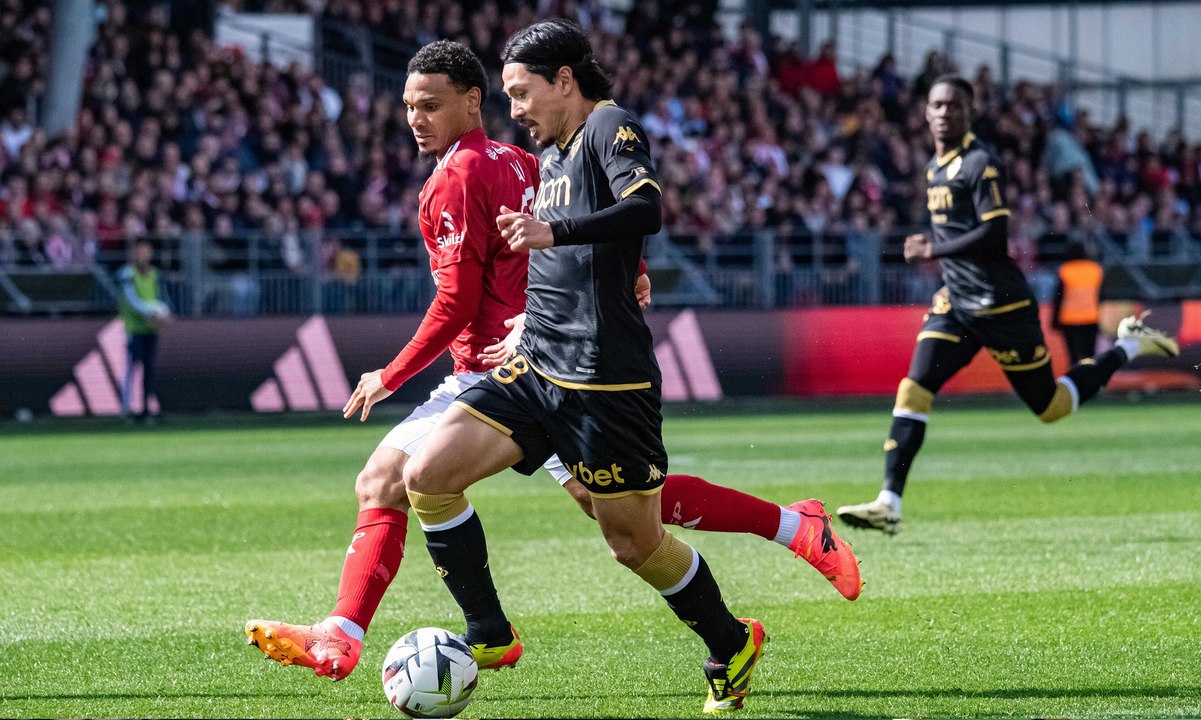 موناكو ينتزع المركز الثاني من بريست