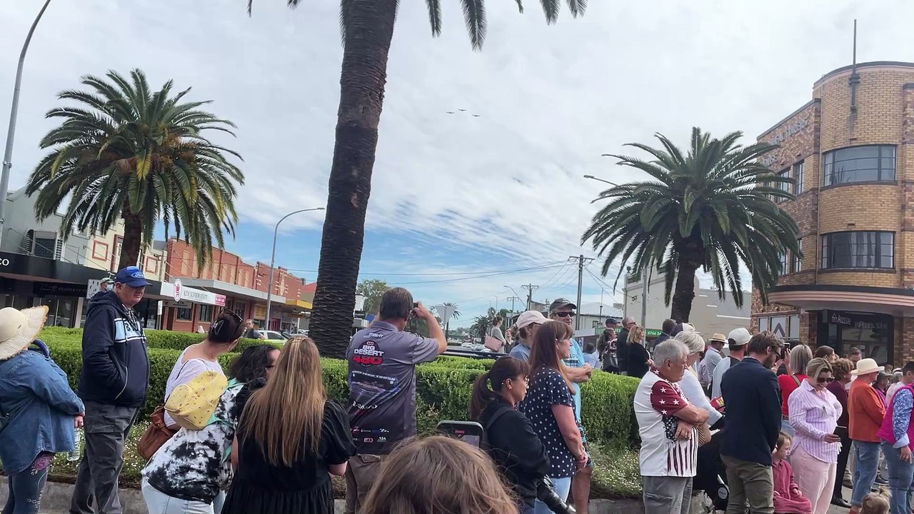Anzac Day flyover