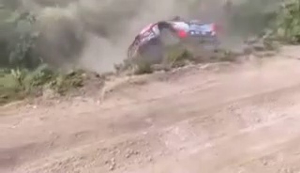Rallye Aboboreira 2024 Meeke Huge Crash Rolls