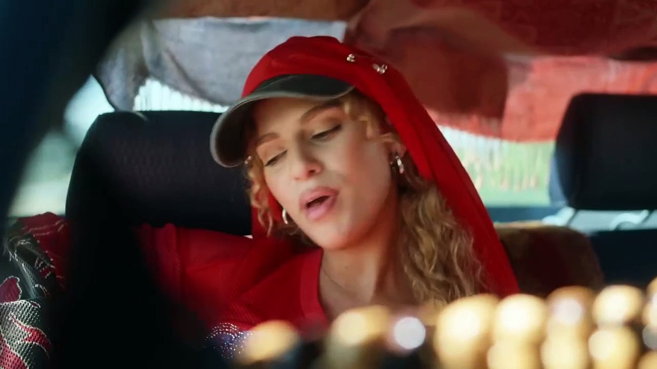 Elyanna - GANENI (Official Music Video)