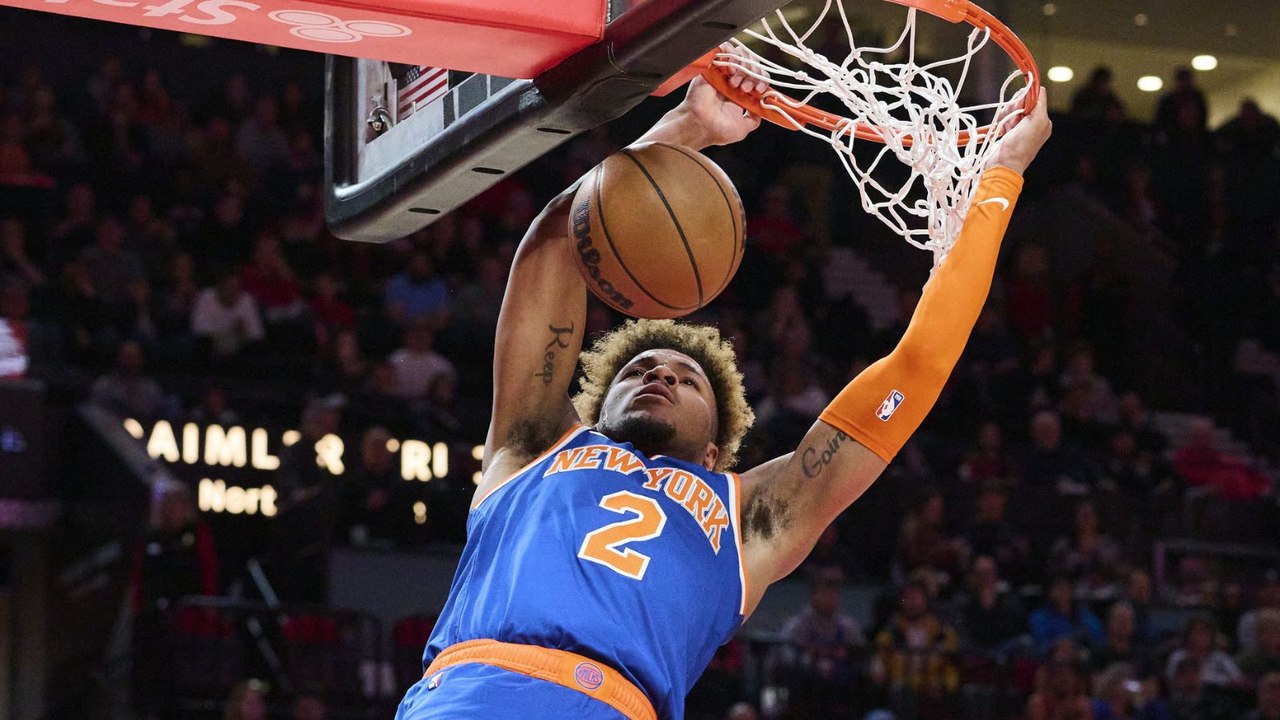 Knicks Debate Lineup Changes Ahead of Game 6 vs. 76ers