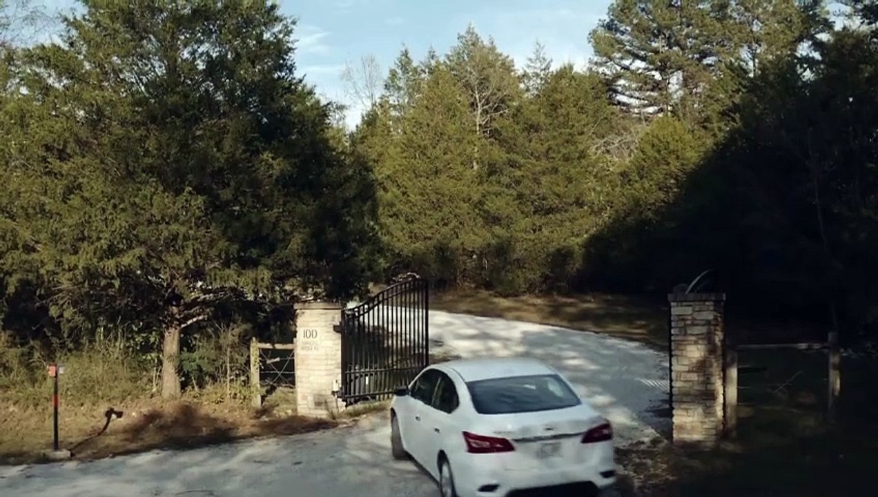 Finding Love in Mountain View - Trailer