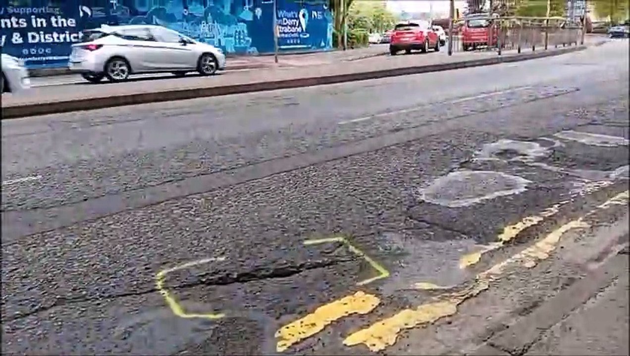 McLaughlin urges O’Dowd to prioritise Strand Road, Park Avenue and Fanad Drive for pothole repair 