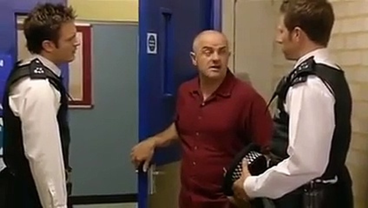 The Bill S22E71 Turning The Tables